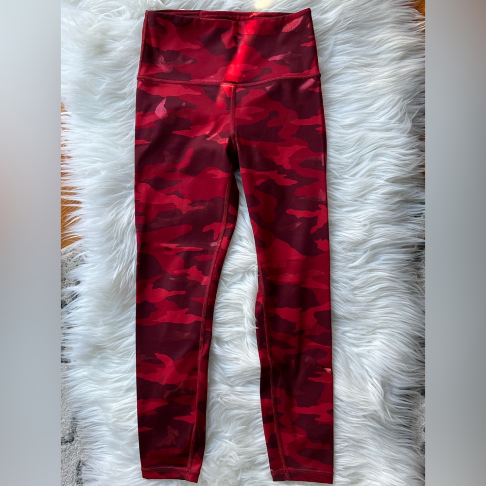 Athleta Elation Train Printed 7/8 Tight
